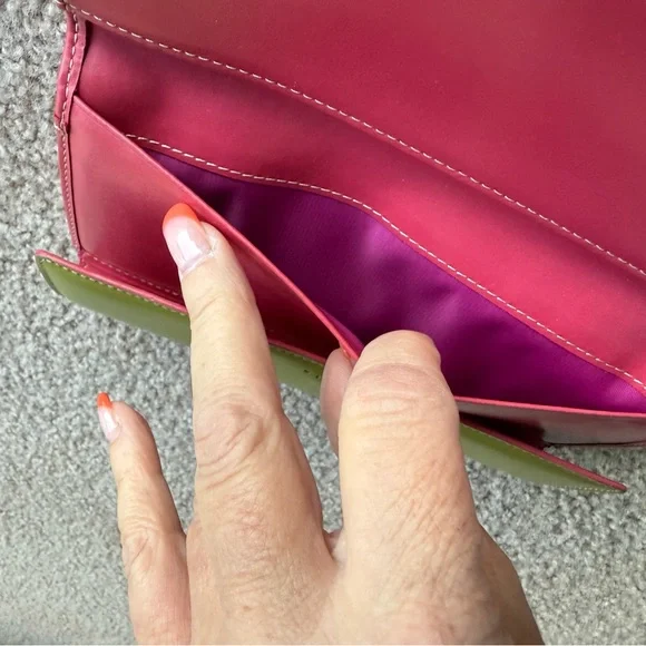 LODIS Vintage EUC Green/Pink Smooth Leather Wallet with Minimalist Design - Picture 9 of 16